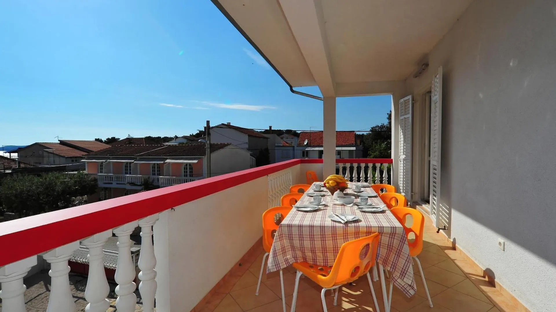 Apartments Rasin باكوشتاني