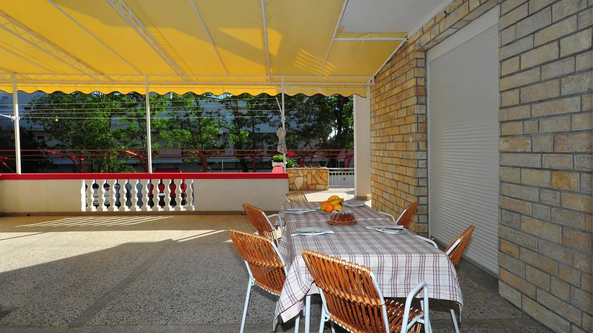 Apartments Rasin باكوشتاني