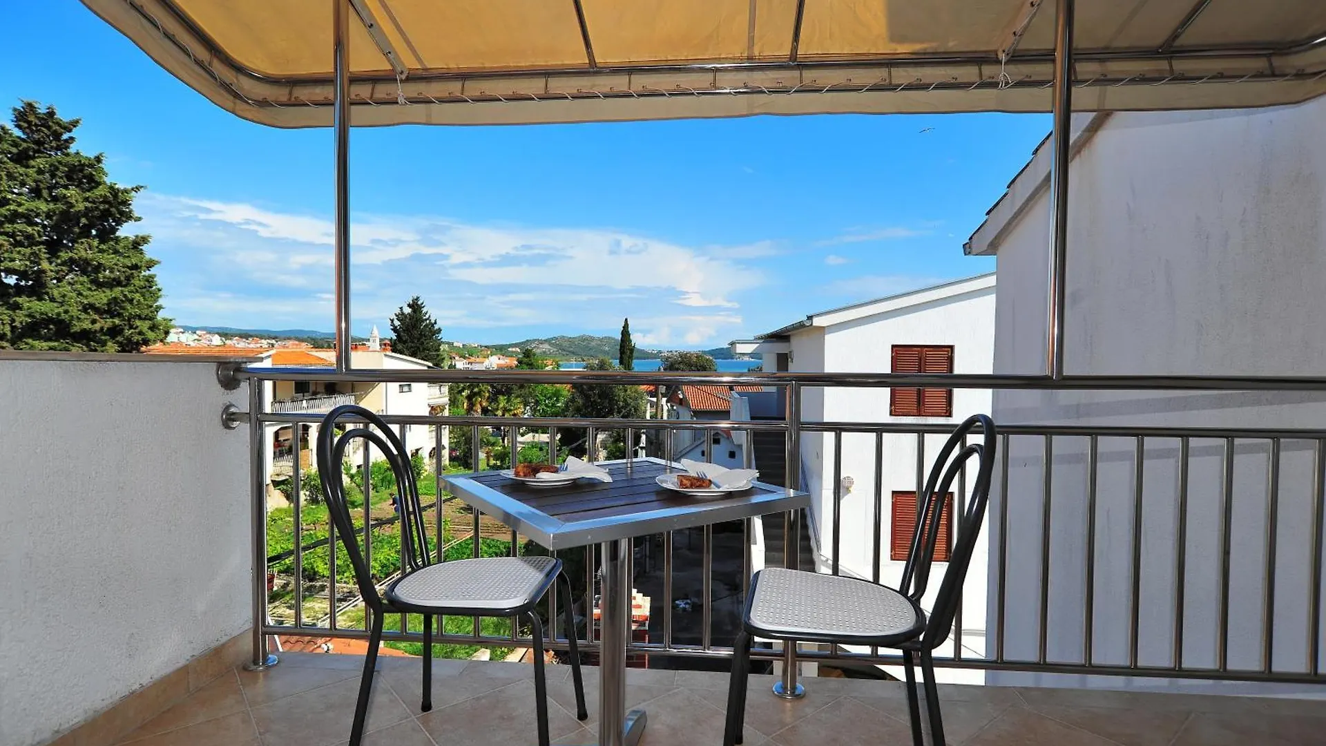 Apartments Rasin باكوشتاني كرواتيا