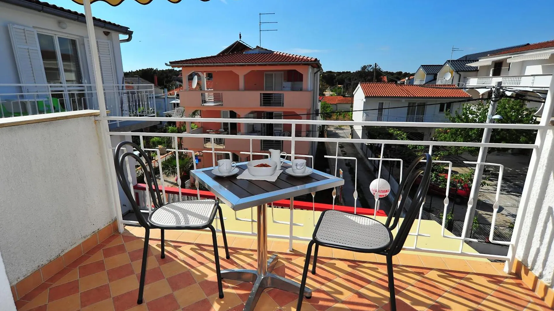 Apartments Rasin باكوشتاني